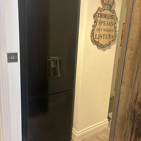 Flat 6, Short Walk From Train Station, Mylnegarth *